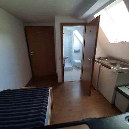 Biberach-Riss-Zimmer-Frei, Einzel-Zimmer Bad Kueche Birkenhard المظهر الخارجي الصورة