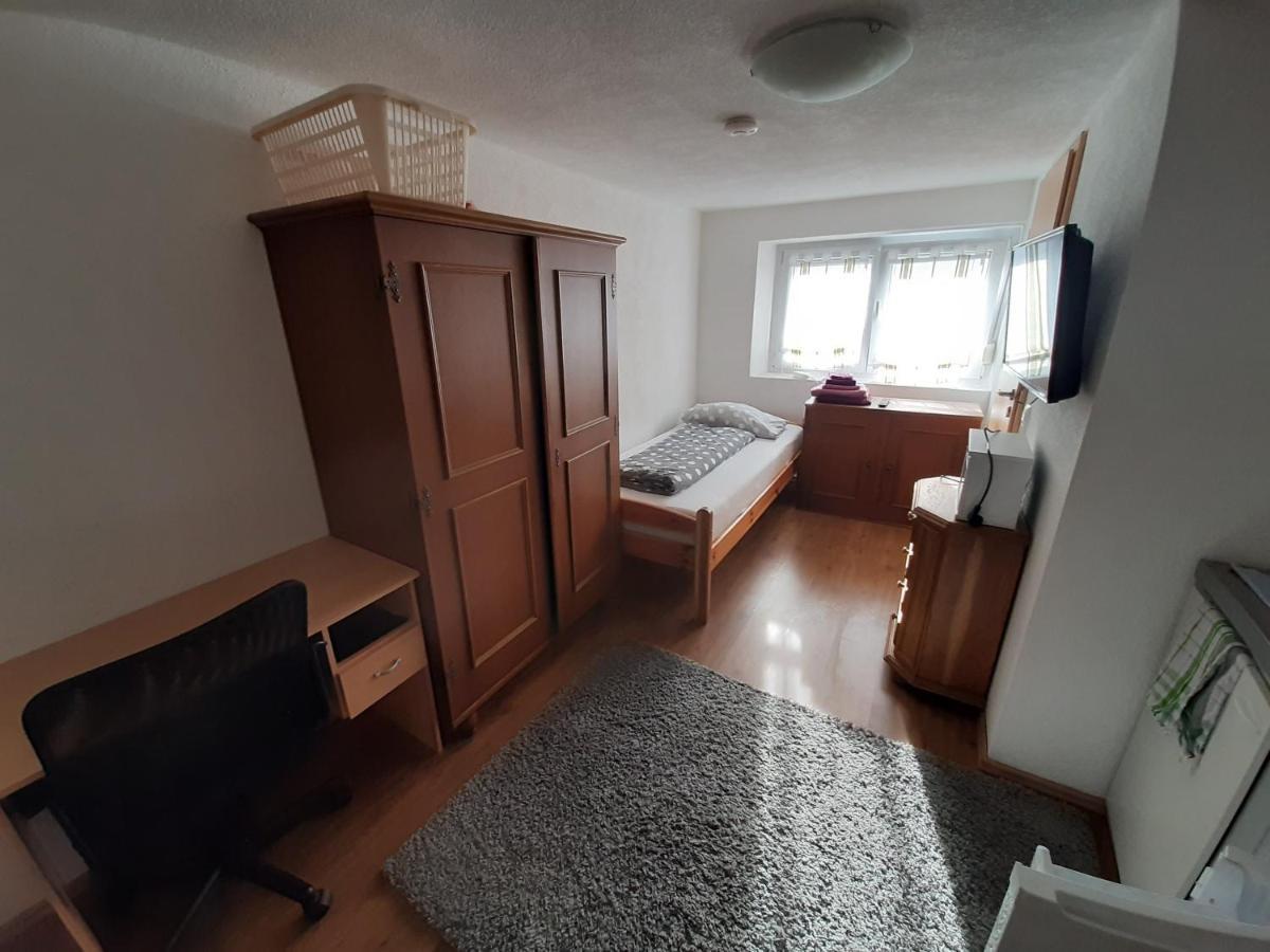 Biberach-Riss-Zimmer-Frei, Einzel-Zimmer Bad Kueche Birkenhard المظهر الخارجي الصورة