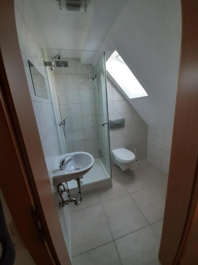 Biberach-Riss-Zimmer-Frei, Einzel-Zimmer Bad Kueche Birkenhard المظهر الخارجي الصورة