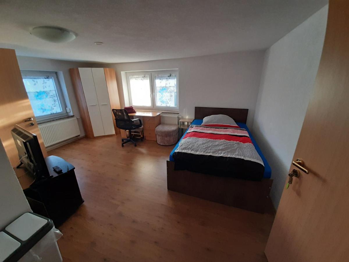 Biberach-Riss-Zimmer-Frei, Einzel-Zimmer Bad Kueche Birkenhard المظهر الخارجي الصورة