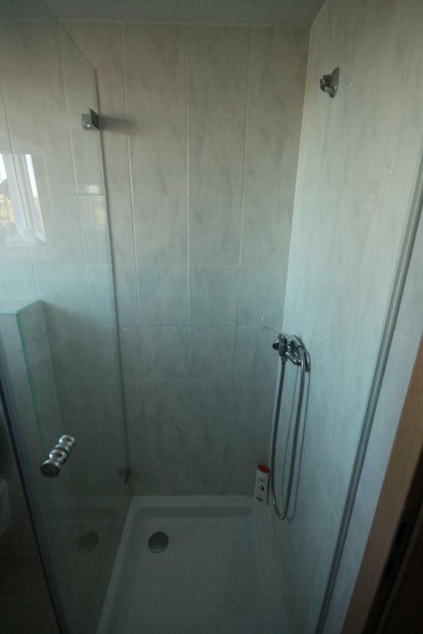 Biberach-Riss-Zimmer-Frei, Einzel-Zimmer Bad Kueche Birkenhard المظهر الخارجي الصورة